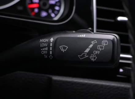 Volkswagen - Touareg