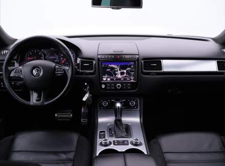 Volkswagen - Touareg