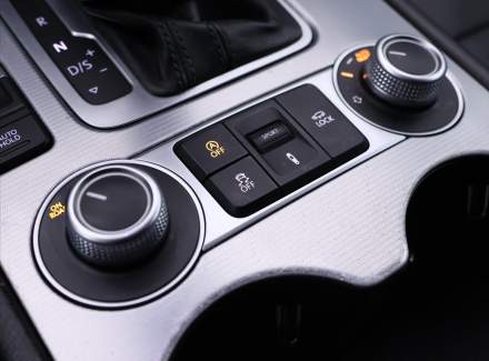 Volkswagen - Touareg