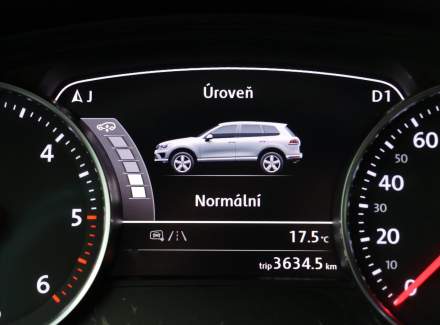 Volkswagen - Touareg