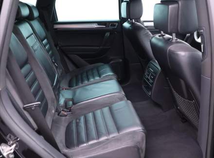 Volkswagen - Touareg