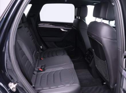 Volkswagen - Touareg