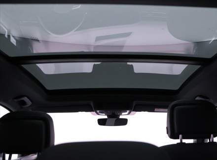 Volkswagen - Touareg