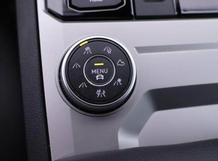 Volkswagen - Touareg