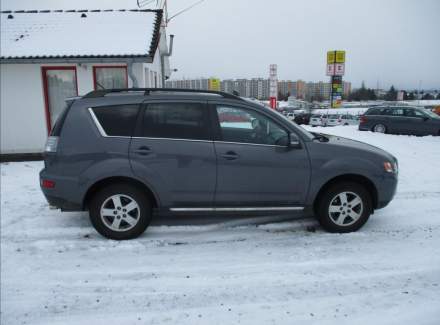 Mitsubishi - Outlander