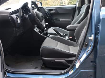 Toyota - Auris