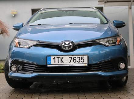 Toyota - Auris