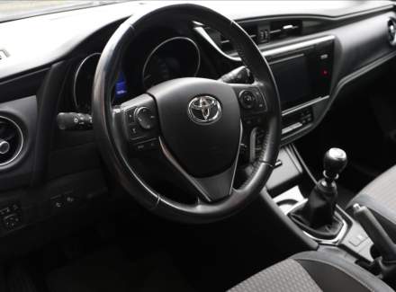 Toyota - Auris
