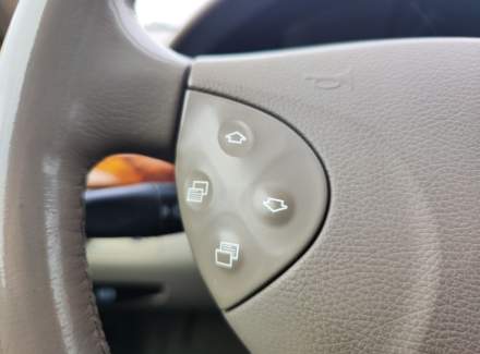 Mercedes-Benz - E-class