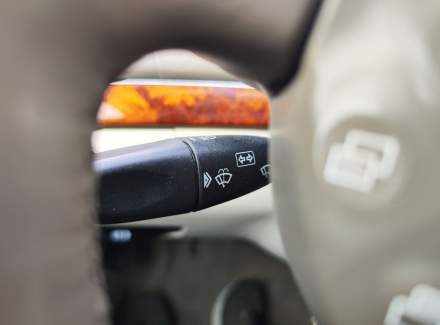 Mercedes-Benz - E-class