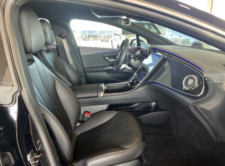 Mercedes-Benz - EQE