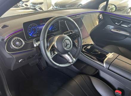 Mercedes-Benz - EQE