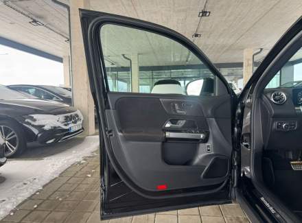 Mercedes-Benz - GLB