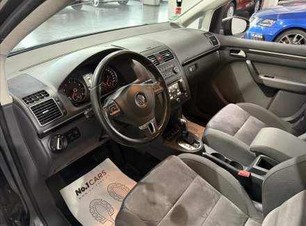 Volkswagen - Touran