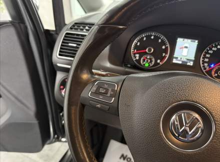 Volkswagen - Touran