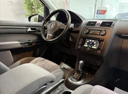 Volkswagen - Touran