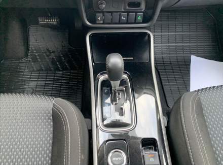 Mitsubishi - Outlander