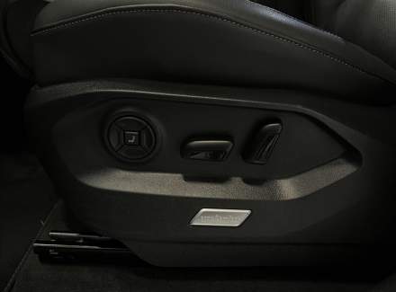 Volkswagen - Touareg