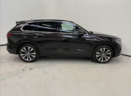 Volkswagen - Touareg
