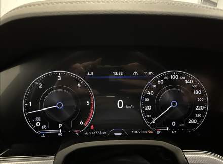 Volkswagen - Touareg