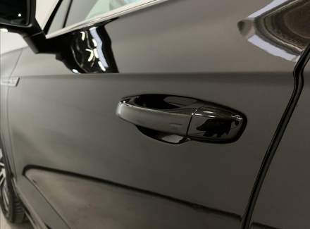 Volkswagen - Touareg