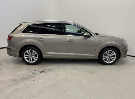 Audi - Q7