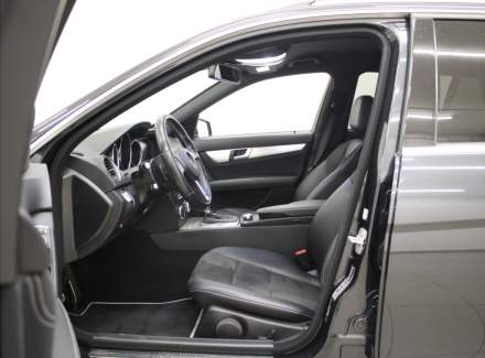 Mercedes-Benz - C-class