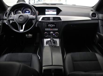 Mercedes-Benz - C-class