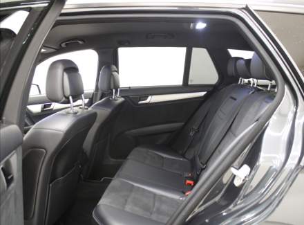 Mercedes-Benz - C-class