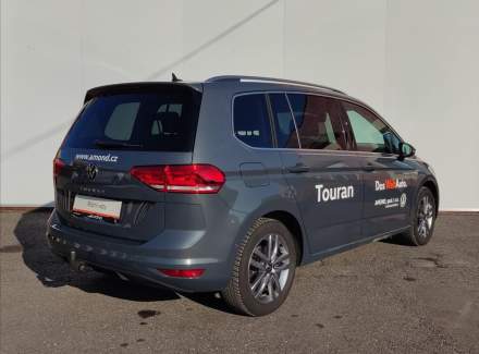 Volkswagen - Touran
