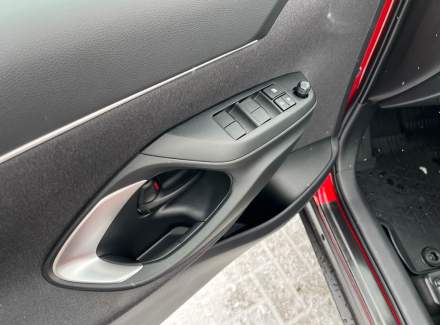 Toyota - Yaris Cross