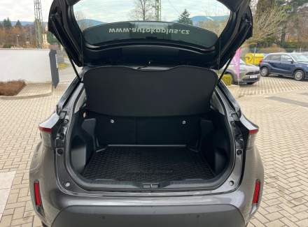 Toyota - Yaris Cross