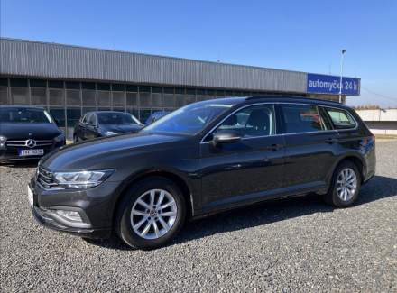 Volkswagen - Passat