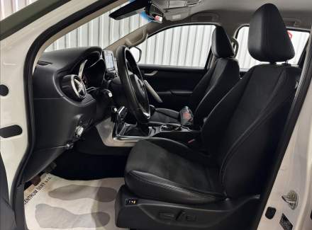 Mercedes-Benz - X-class