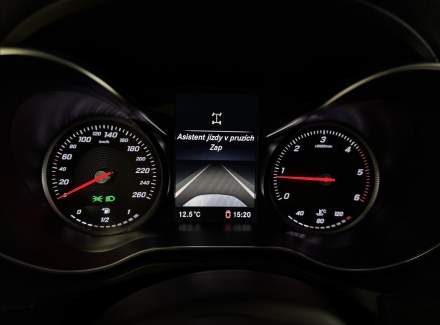 Mercedes-Benz - X-class