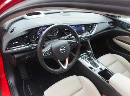 Opel - Insignia