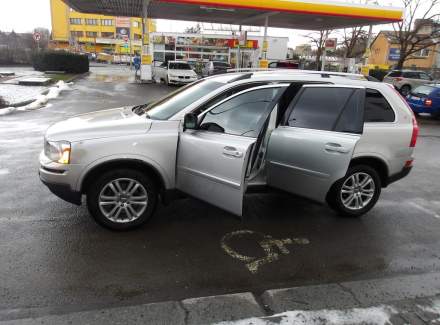 Volvo - XC90