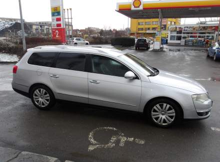 Volkswagen - Passat
