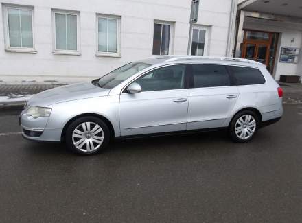 Volkswagen - Passat