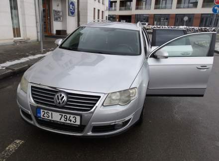 Volkswagen - Passat