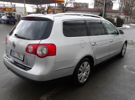 Volkswagen - Passat