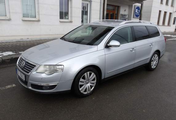 Volkswagen - Passat