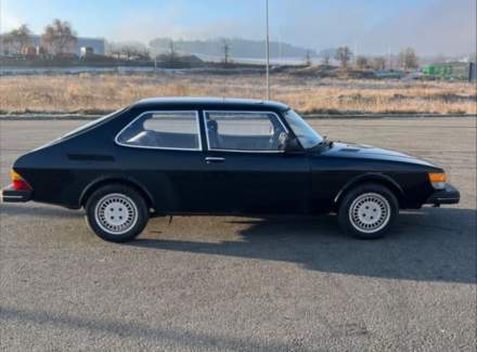 Saab - 900