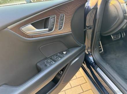 Audi - S7