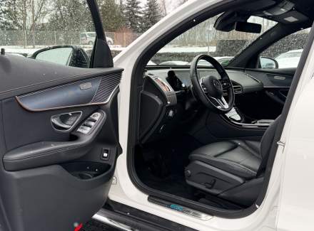 Mercedes-Benz - EQC