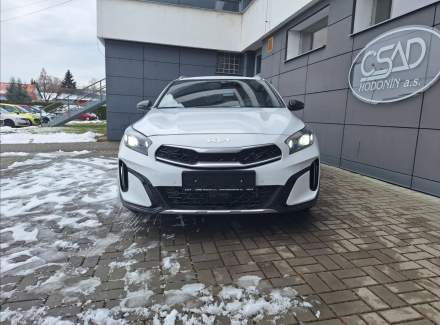 Kia - XCeed