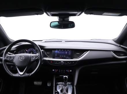 Opel - Insignia