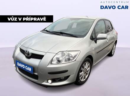 Toyota - Auris