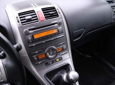 Toyota - Auris
