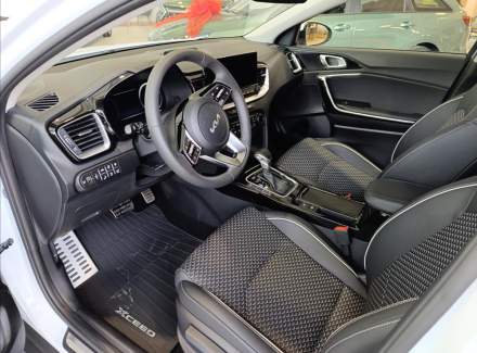 Kia - XCeed